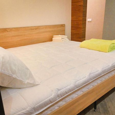 Luxury Loft В Центре Полтавы Poltava Dış mekan fotoğraf